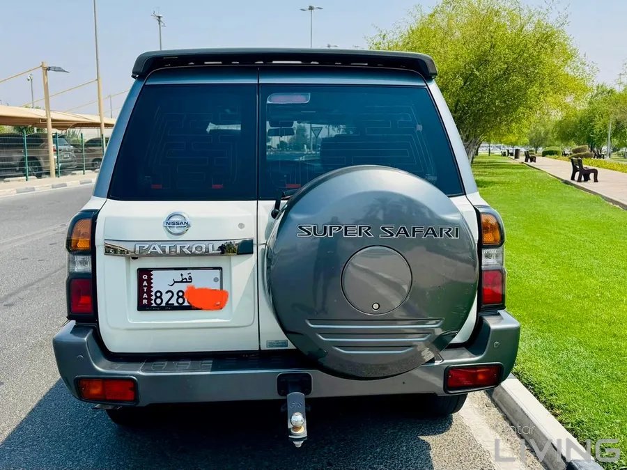 NISSAN PETROL SUPPER SAFARI 